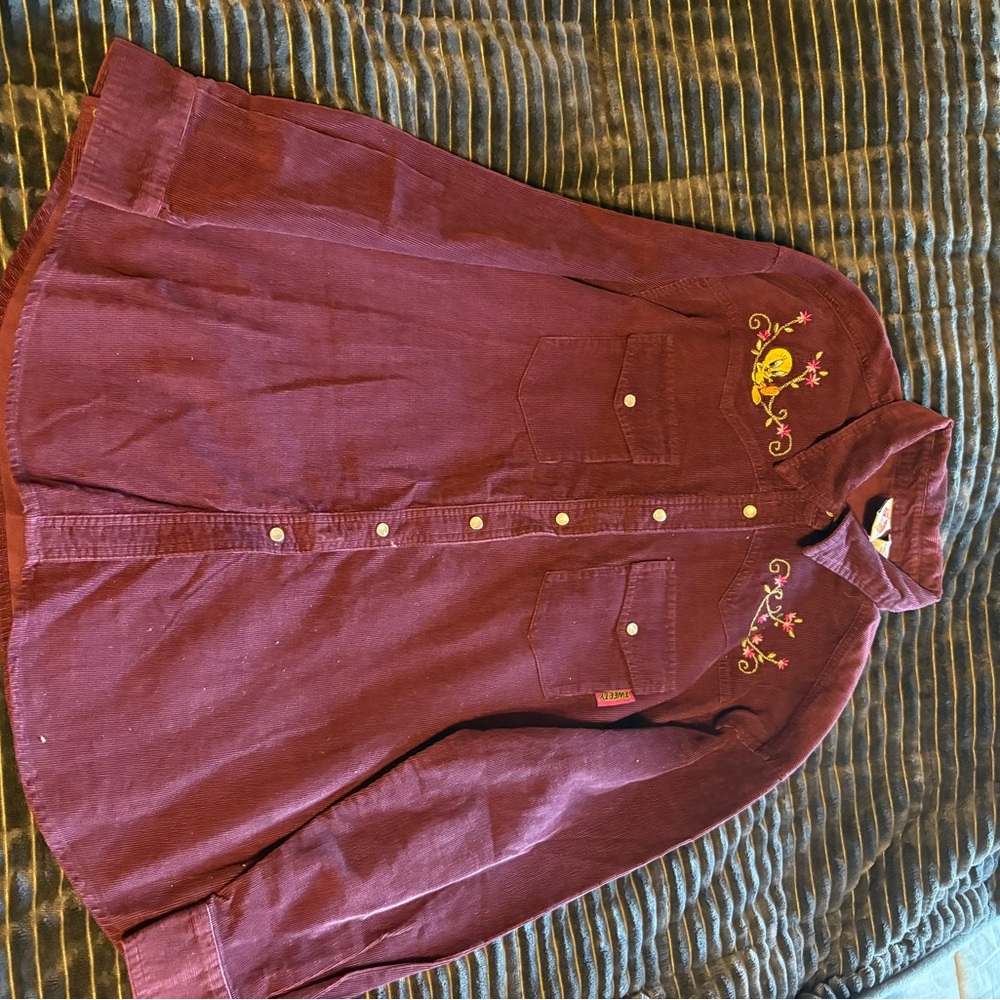 Vintage Tweety Bird Corduroy Button
Down Shirt